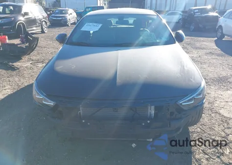 2018 Buick Regal Sportback Preferred from USA, damaged, VIN W04GL6SX0J1097063